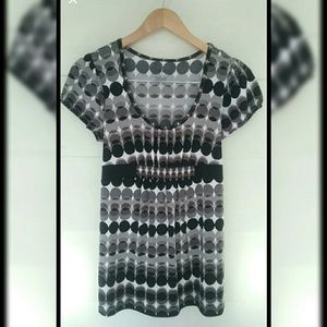 Duo Maternity Short Sleeve Black and White Shirt